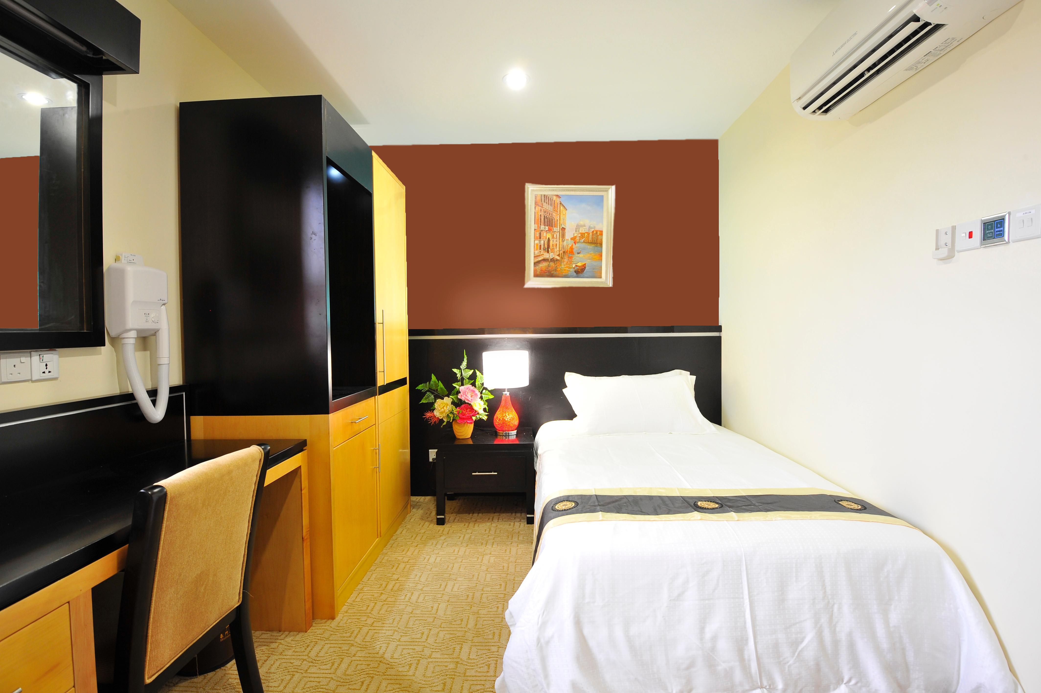 Hallmark Regency Hotel - ג'והור בהרו מראה חיצוני תמונה